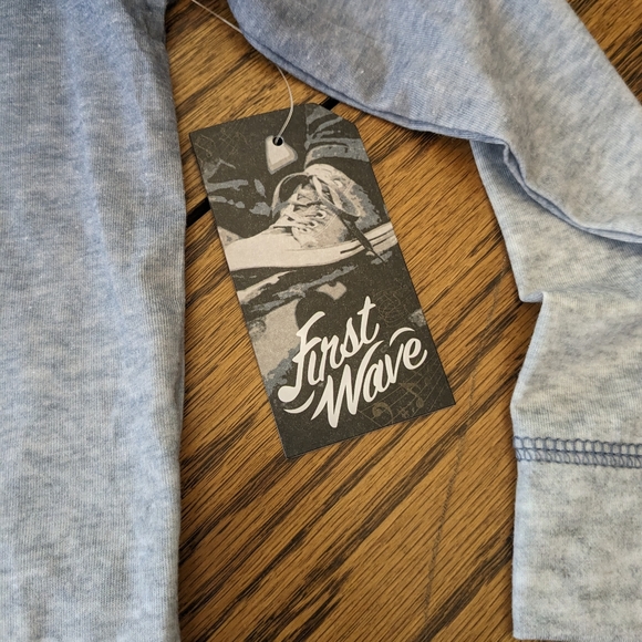 NWT!! First Wave Two-Tone Hooded Shirt Boys Sz. 2/3 by Dillard's - Picture 7 of 7